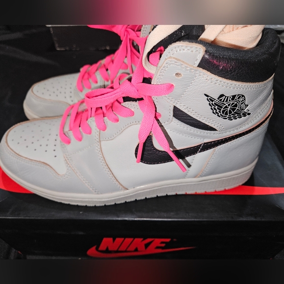 Jordan 1 High NYC to Paris Men size 10 - Picture 2 of 6